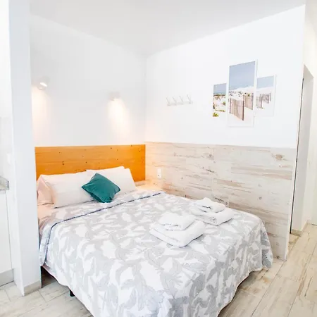 Happy Island Apartment